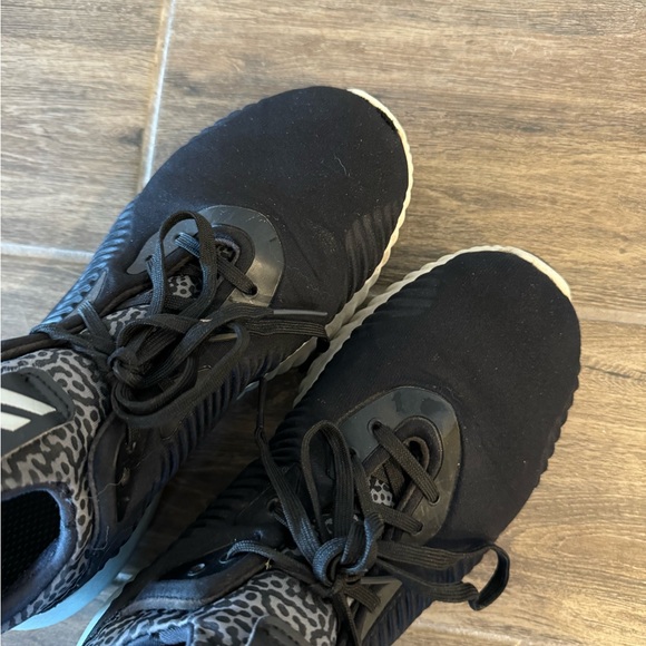 Adidas Alphabounce Black Gray Animal Print Athletic Sneakers Women’s - Picture 4 of 5